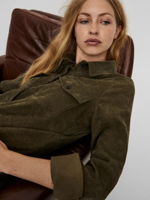 10234765 ivy green