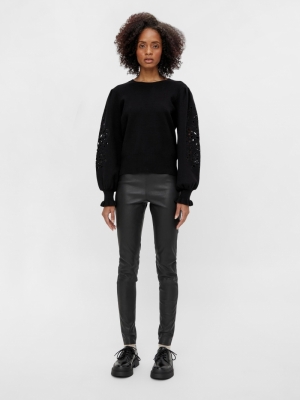 23036268 black