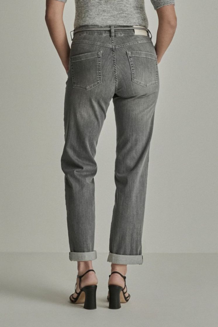  D68 USED GREY
