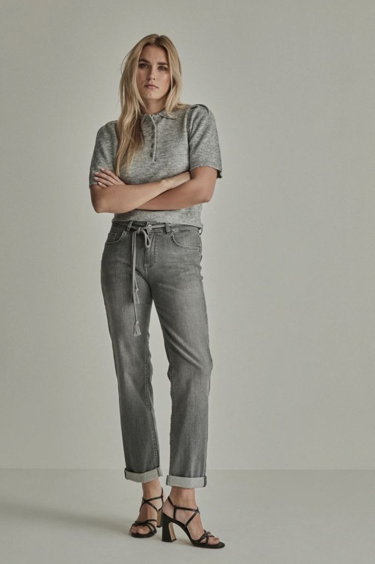 D68 USED GREY