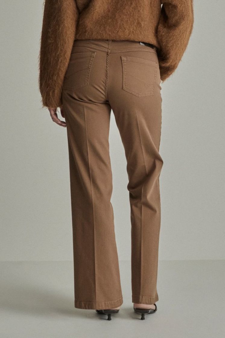 Eve wonder  204 camel