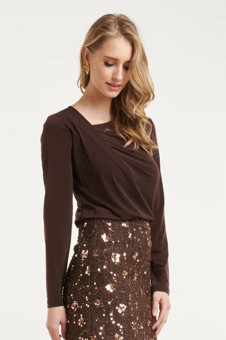  775 brown